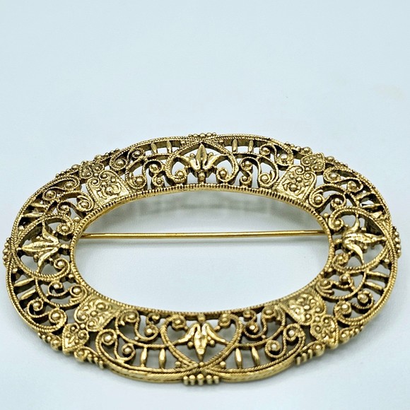 Victorian Brooch Sash Scarf Pin Filigree Vintage Scroll Oval Frame Large - Picture 2 of 7